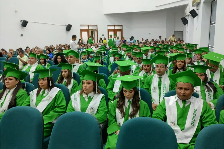 La UPC entrega nuevos profesionales en su última ceremonia de grados del 2024