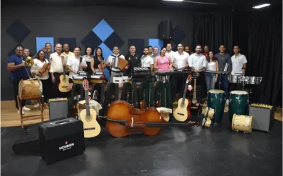 Estudiantes de la Facultad de Bellas Artes celebran la dotación de los laboratorios de música