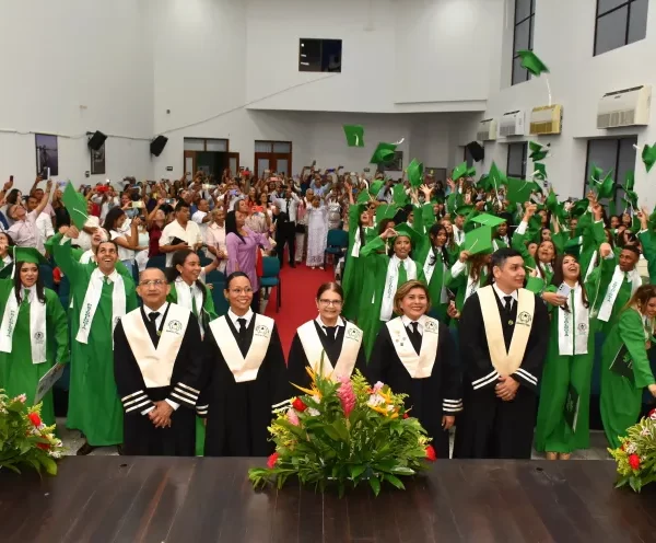 La Universidad Popular del Cesar se viste de gala para celebrar la graduación de 841 estudiantes.
