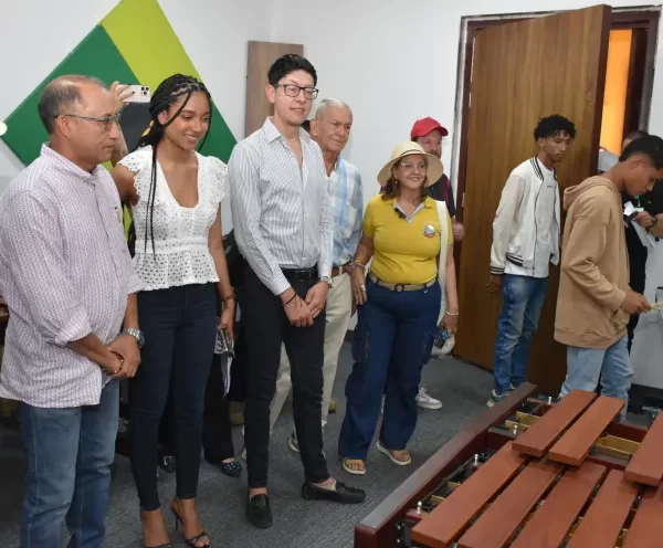 ¿Por qué el ministro de Educación quiso visitar la sede de Bellas Artes de la UPC, y qué dijo después de recorrerla?