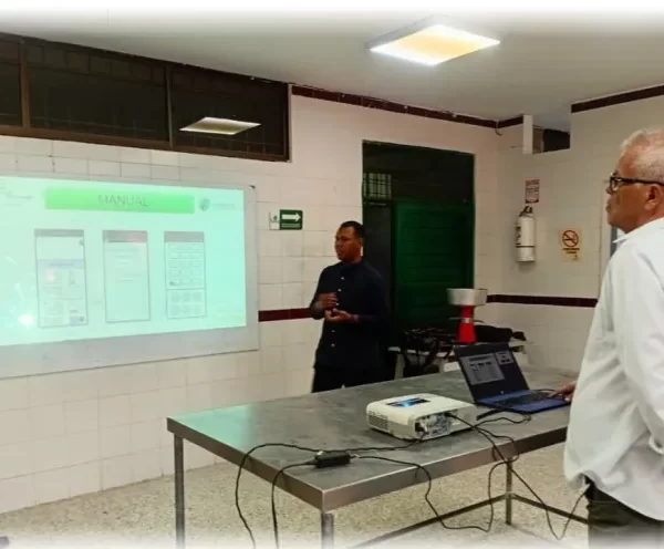 Programas de Ingeniería Agroindustrial y Electrónica de la UPC se articulan y presentan novedoso equipo para formación de estudiantes