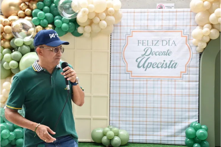 En ambiente de amistad e integración la UPC celebró su día a los docentes de la institución