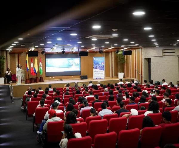 Con éxito culminó el II Congreso Internacional de Economía