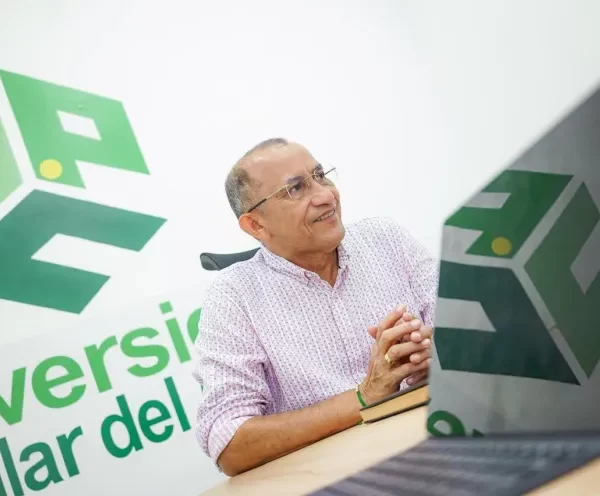 Rector Rober Romero fue designado miembro de la Junta Directiva del ICETEX
