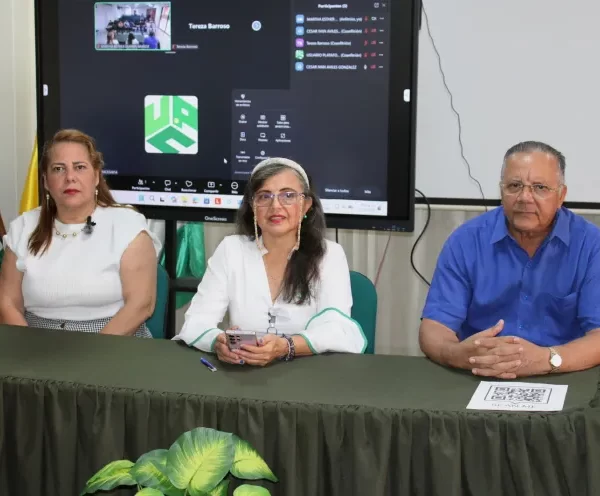 Expertos internacionales se reunieron para fortalecer la investigación de posgrados en la UPC