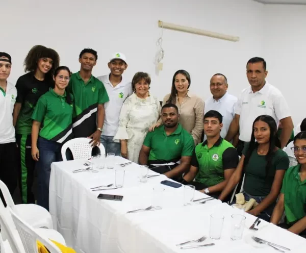 Rectora(e), Ana Milena Maya, hizo reconocimiento a estudiantes, docentes y entrenadores por destacada participación en Juegos Universitarios Regionales