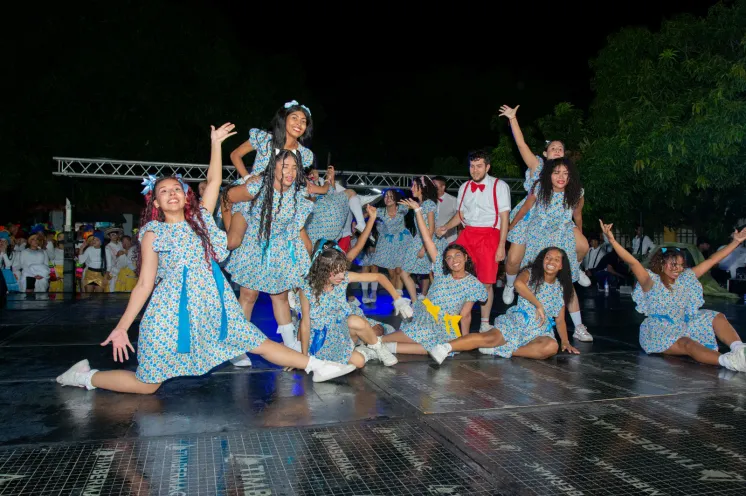 Con homenaje a Totรณ la Momposina, finalizรณ el Cierre de Semestre de Bellas Artes