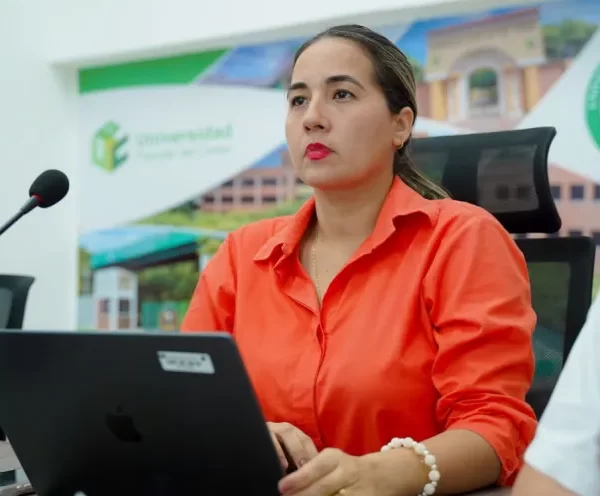 CSU ratifica por unanimidad su confianza en la rectora (e) y garantiza la estabilidad institucional
