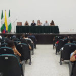 Estudiantes y directivos del programa de Derecho instalaron mesa de trabajo para fortalecer la calidad educativa
