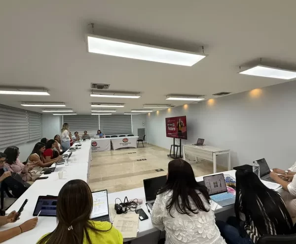 Fisioterapia UPC proyecta su Liderazgo Acadรฉmico en escenarios Regionales y Nacionales
